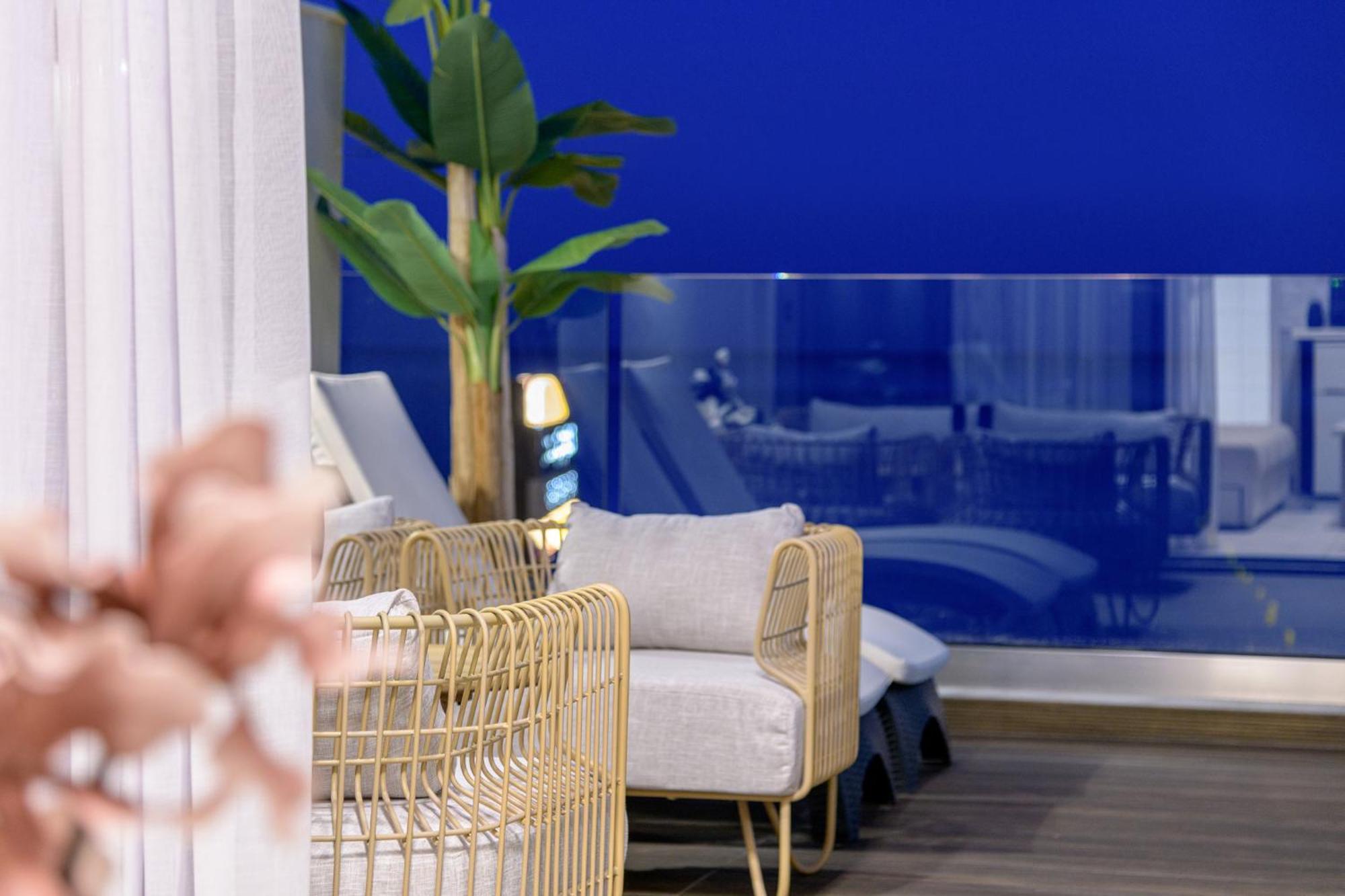 Pearl Luxury Living Apartment Лаганас Екстериор снимка