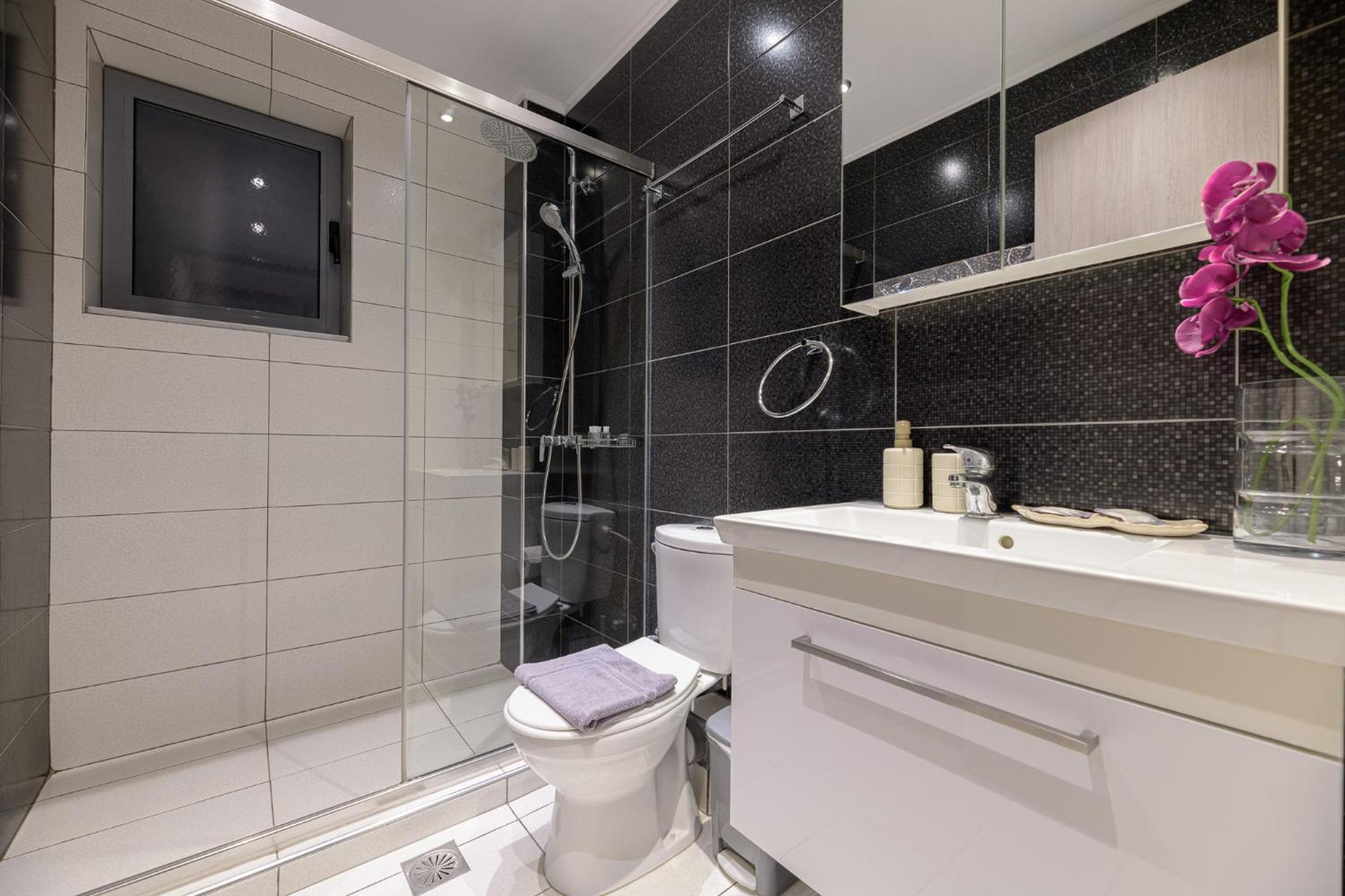 Pearl Luxury Living Apartment Лаганас Екстериор снимка