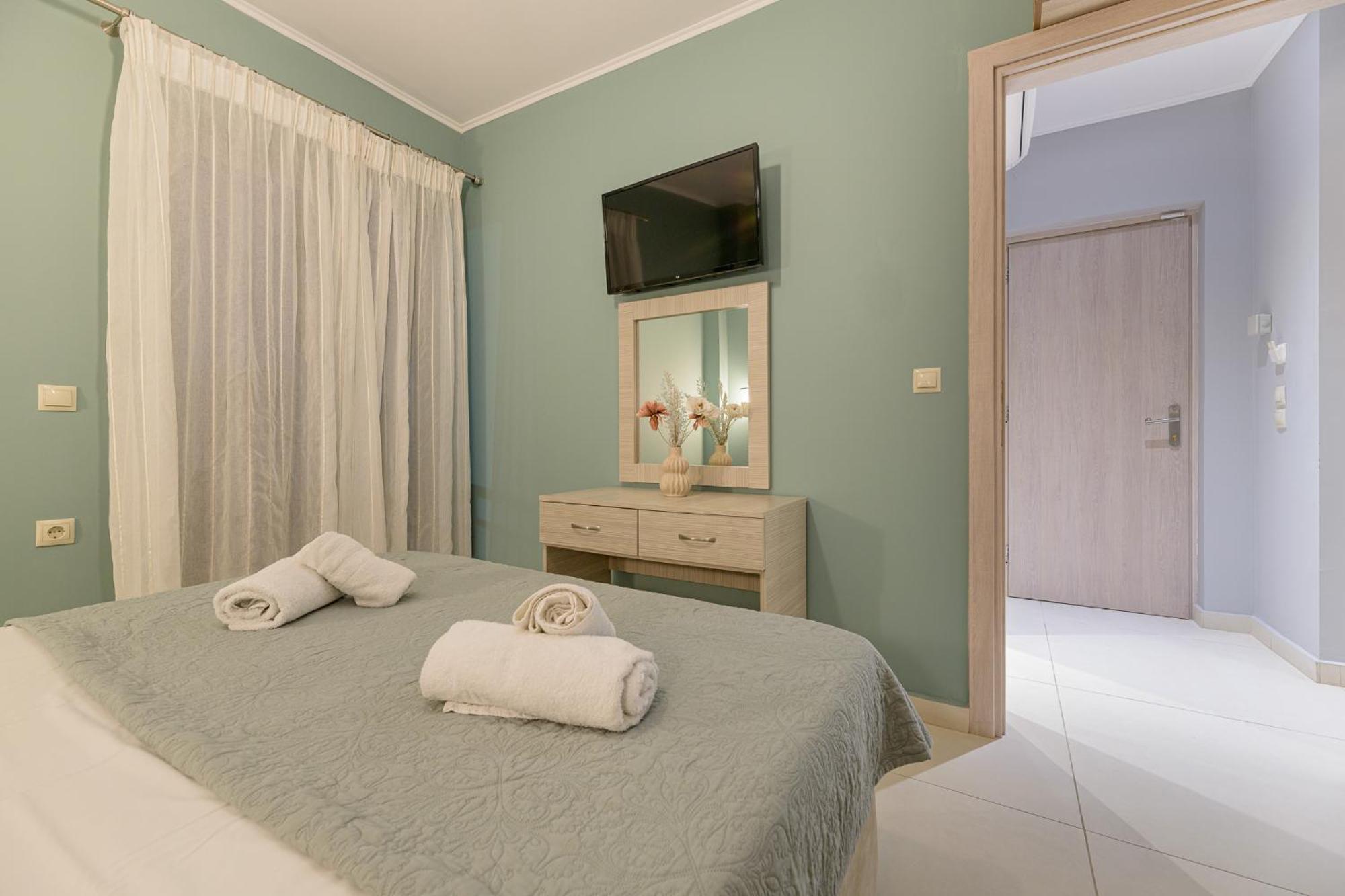 Pearl Luxury Living Apartment Лаганас Екстериор снимка